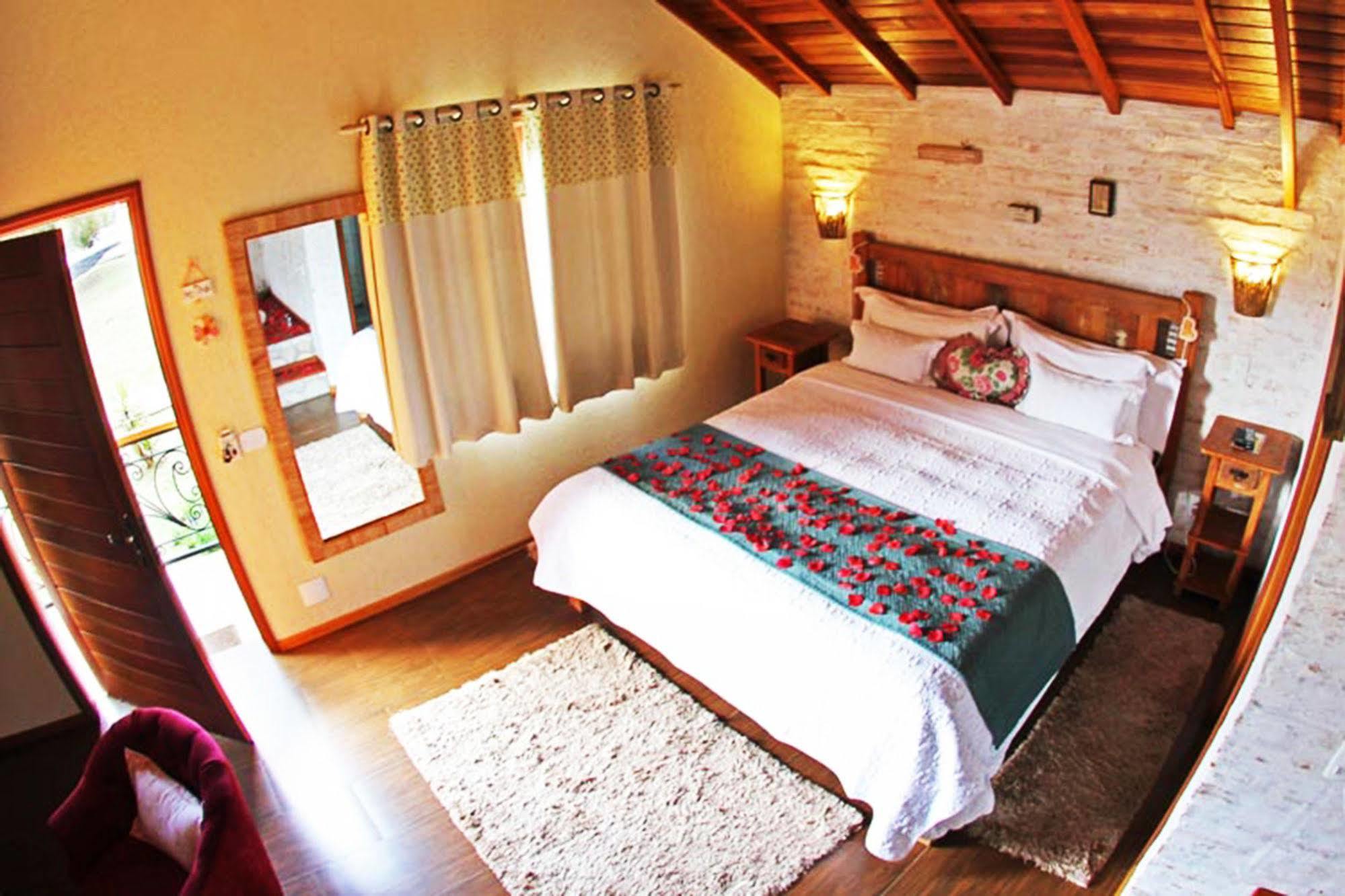 Pousada Villa Monte Verde Экстерьер фото